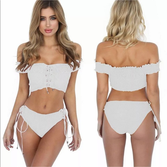 Sexy Swimsuit - Picture 5 of 6